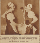 874176 Afbeelding van een prijswinnend duo bij het gemaskerd bal van de Vereeniging Limburgia, georganiseerd in het ...